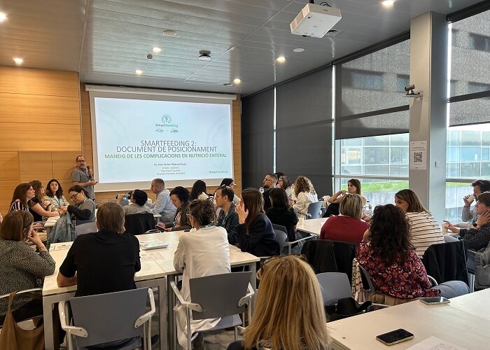 Experts aborden a Mataró els reptes de la nutrició en el pacient crític